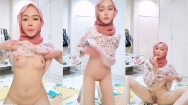 Video Ukhti Cantik Imut Suka Colmek - Bokepindoh