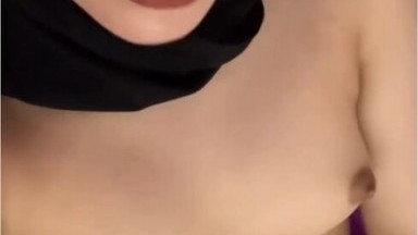 Bokep Jilbab - Kumpulan Pap Toket Dari BebyQila Malay Cakep Menggoda - Avtub Bokep